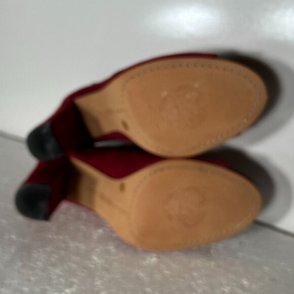 Vince Camuto SZ 10 Red Suede Peep Toe Mary Jane Heels Dressy Sexy Party Feminine - Picture 8 of 8